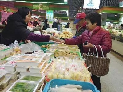 拎菜籃子買菜去！海寧菜市場掀起環保新時尚